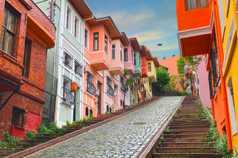 FENER E BALAT