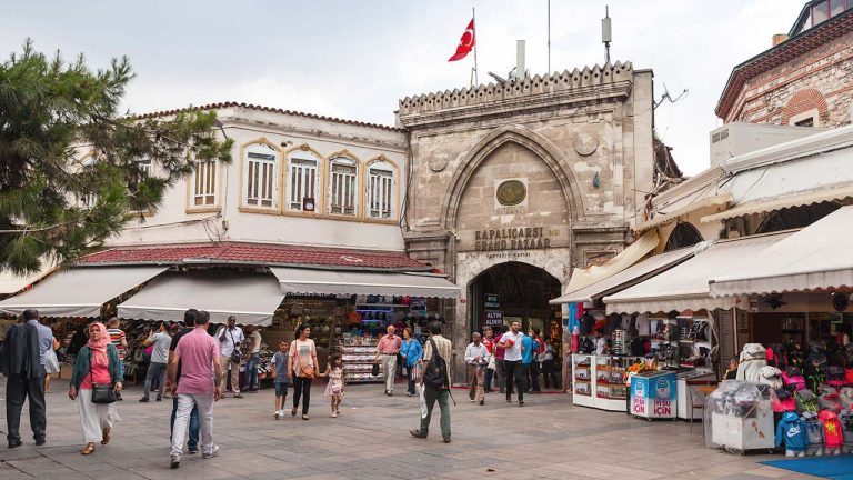 GRANDE BAZAR (Kapali Çarsi)