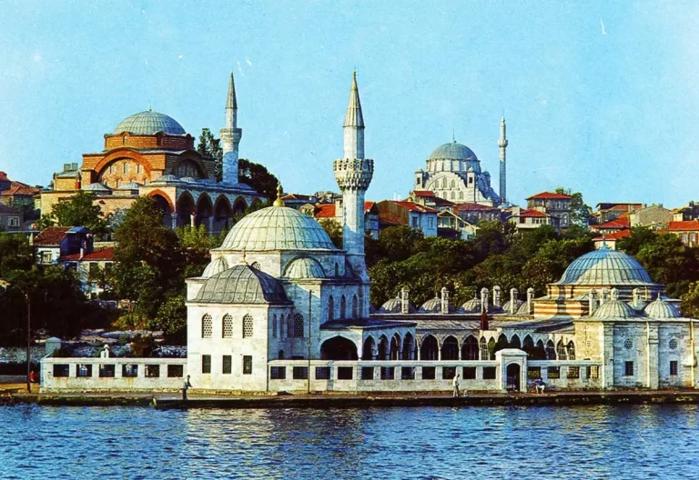 MESQUITA DO SEMSI PASA (Semsi Pasa Camii)